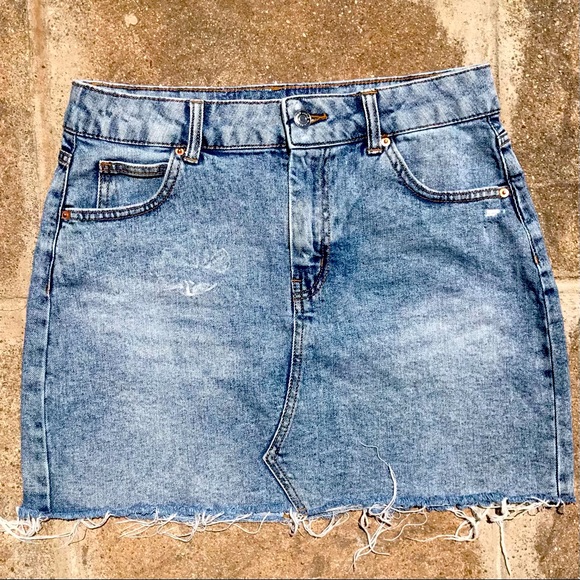 Wild Fable Light Wash Denim Mini Skirt - Size 10 - Picture 1 of 7